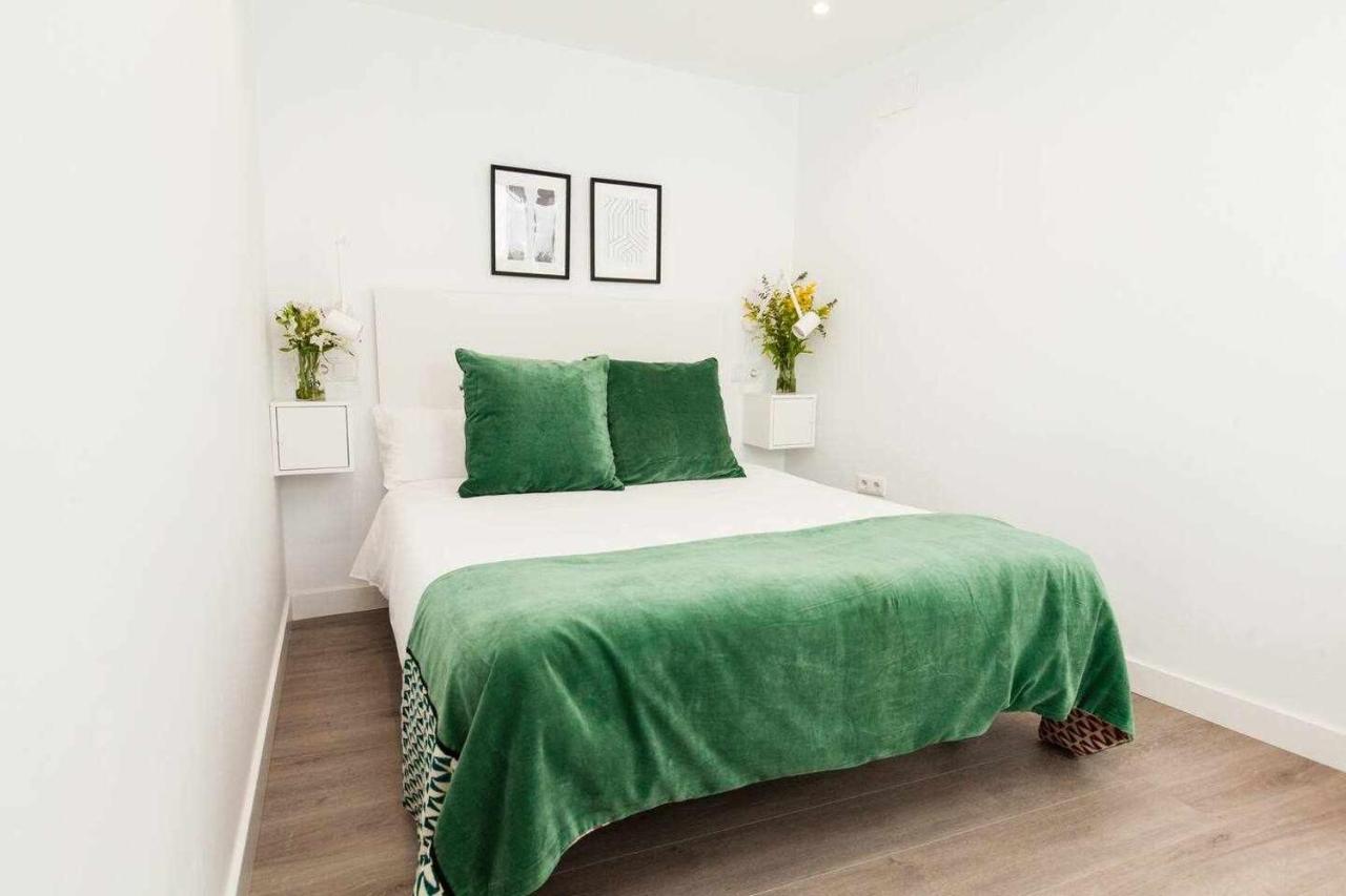Isg Downtown Family Haven Free Parking Spot Sevilla