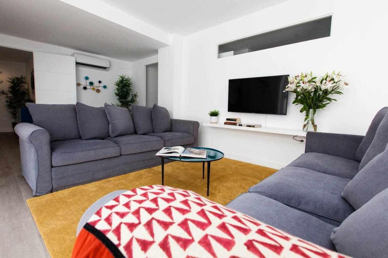 Isg Downtown Family Haven Free Parking Spot * Sevilla
