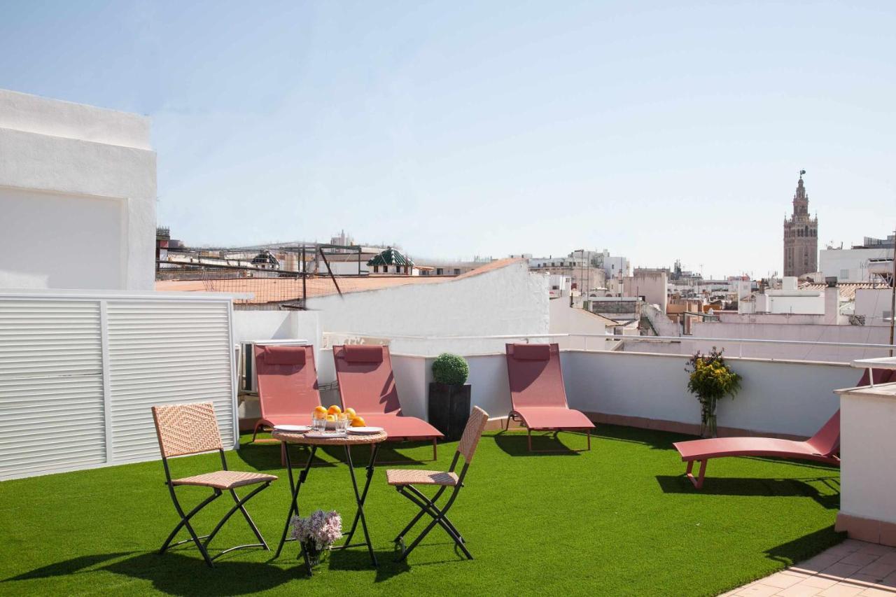 Isg Downtown Family Haven Free Parking Spot * Sevilla